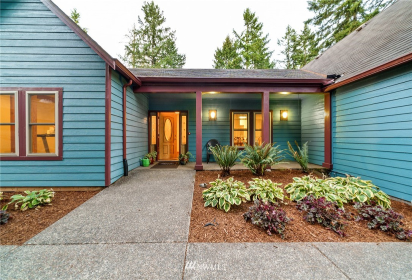 31405 94th, Eatonville, Washington 98328, 4 Bedrooms Bedrooms, ,3 BathroomsBathrooms,Residential,For Sale,94th,NWM1825502