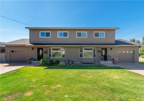 1496 Eastmont, East Wenatchee, Washington 98802, ,Residential Income,For Sale,Eastmont,NWM1832432
