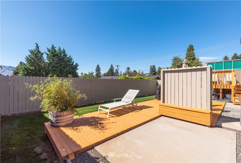 1496 Eastmont, East Wenatchee, Washington 98802, ,Residential Income,For Sale,Eastmont,NWM1832432