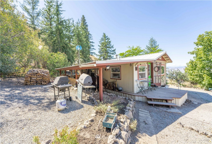 105 Rocky, Orondo, Washington 98843, 1 Bedroom Bedrooms, ,1 BathroomBathrooms,Residential,For Sale,CHELAN HILLS ACREAGE TRACTS,Rocky,NWM1833027