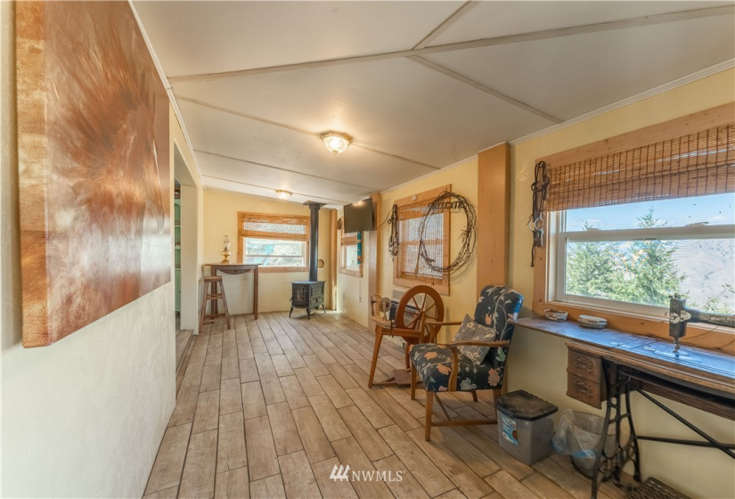 105 Rocky, Orondo, Washington 98843, 1 Bedroom Bedrooms, ,1 BathroomBathrooms,Residential,For Sale,CHELAN HILLS ACREAGE TRACTS,Rocky,NWM1833027