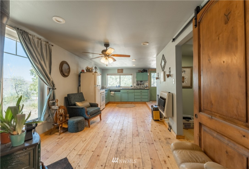 105 Rocky, Orondo, Washington 98843, 1 Bedroom Bedrooms, ,1 BathroomBathrooms,Residential,For Sale,CHELAN HILLS ACREAGE TRACTS,Rocky,NWM1833027