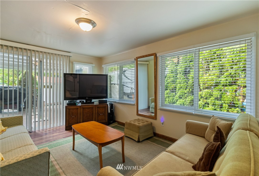 143 4 Branch, Deming, Washington 98244, 1 Bedroom Bedrooms, ,1 BathroomBathrooms,Manufactured In Park,For Sale,Branch,NWM1831471