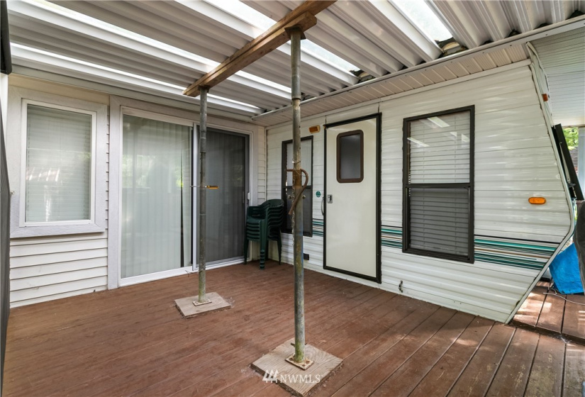 143 4 Branch, Deming, Washington 98244, 1 Bedroom Bedrooms, ,1 BathroomBathrooms,Manufactured In Park,For Sale,Branch,NWM1831471