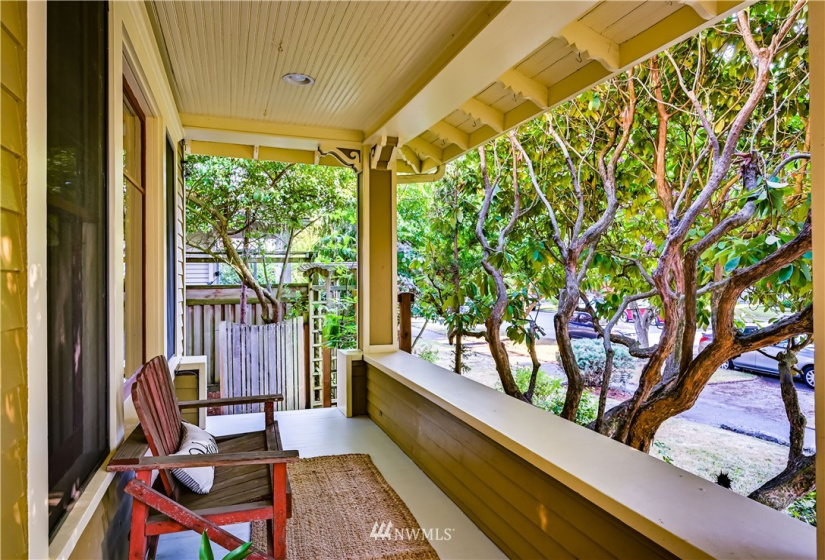 1713 Hoyt, Everett, Washington 98201, 5 Bedrooms Bedrooms, ,2 BathroomsBathrooms,Residential,For Sale,Hoyt,NWM1832018