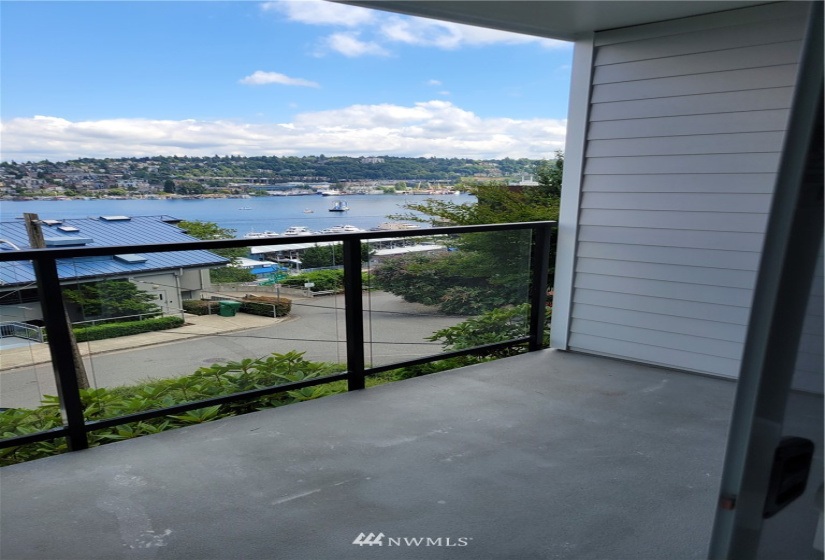2401 8th, Seattle, Washington 98103, 1 Bedroom Bedrooms, ,1 BathroomBathrooms,Residential,For Sale,MCGRAW PARK CONDOMINIUM,8th,NWM1833099
