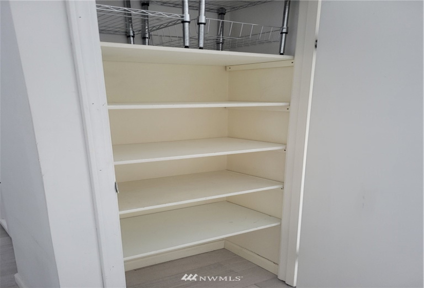 2401 8th, Seattle, Washington 98103, 1 Bedroom Bedrooms, ,1 BathroomBathrooms,Residential,For Sale,MCGRAW PARK CONDOMINIUM,8th,NWM1833099