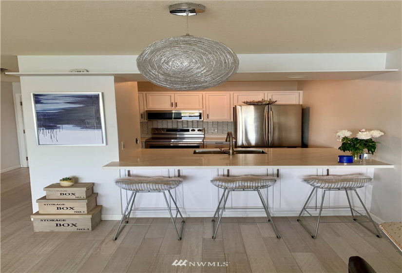 2401 8th, Seattle, Washington 98103, 1 Bedroom Bedrooms, ,1 BathroomBathrooms,Residential,For Sale,MCGRAW PARK CONDOMINIUM,8th,NWM1833099