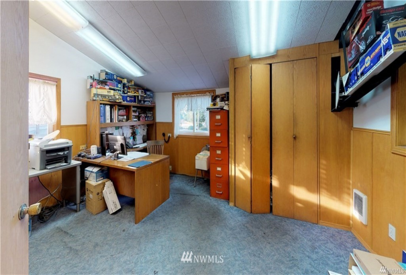 887 Washington, Sequim, Washington 98382, ,Commercial Sale,For Sale,Washington,NWM1833166