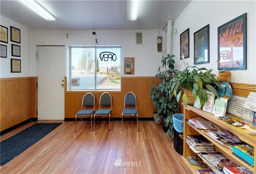 887 Washington, Sequim, Washington 98382, ,Commercial Sale,For Sale,Washington,NWM1833166
