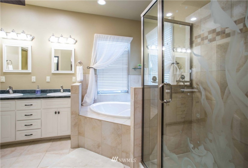 5768 Willow Springs, Ferndale, Washington 98248, ,Residential,For Sale,Northwest County Acres,Willow Springs,NWM1833243