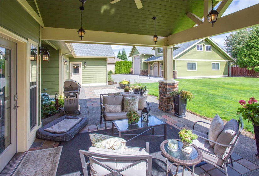 5768 Willow Springs, Ferndale, Washington 98248, ,Residential,For Sale,Northwest County Acres,Willow Springs,NWM1833243