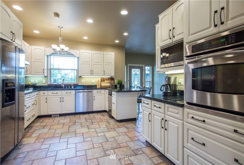 5768 Willow Springs, Ferndale, Washington 98248, ,Residential,For Sale,Northwest County Acres,Willow Springs,NWM1833243