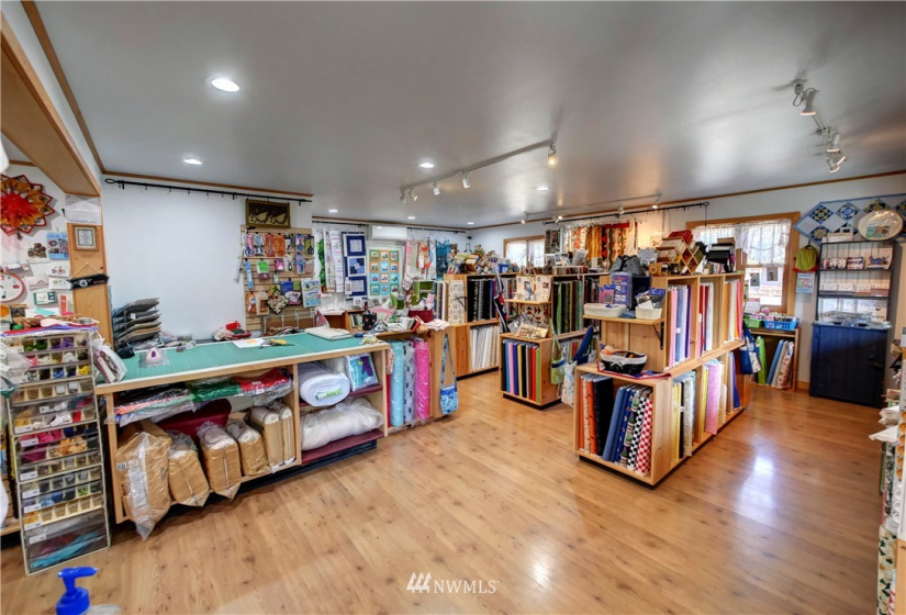 309 Methow Valley Hwy 20, Twisp, Washington 98856, ,Commercial Sale,For Sale,Methow Valley Hwy 20,NWM1819553