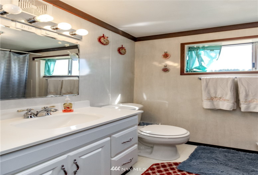 3811 SR 903, Roslyn, Washington 98941, 3 Bedrooms Bedrooms, ,1 BathroomBathrooms,Residential,For Sale,SR 903,NWM1833992