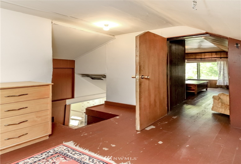 3811 SR 903, Roslyn, Washington 98941, 3 Bedrooms Bedrooms, ,1 BathroomBathrooms,Residential,For Sale,SR 903,NWM1833992