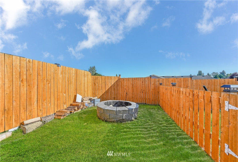 9805 65th, Snohomish, Washington 98270, 3 Bedrooms Bedrooms, ,1 BathroomBathrooms,Residential,For Sale,65th,NWM1833729