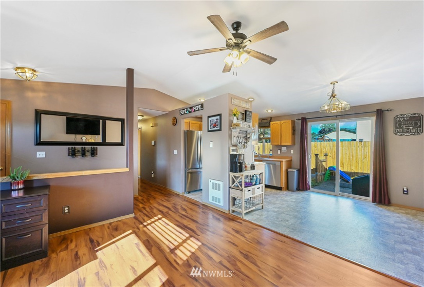 9805 65th, Snohomish, Washington 98270, 3 Bedrooms Bedrooms, ,1 BathroomBathrooms,Residential,For Sale,65th,NWM1833729