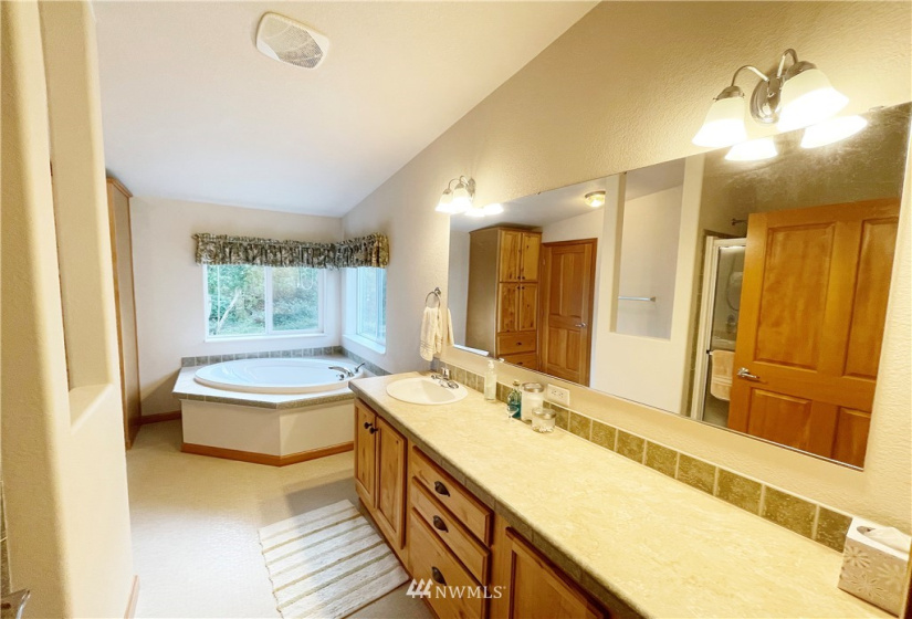 1017 Nicklaus, Ocean Shores, Washington 98569, 3 Bedrooms Bedrooms, ,1 BathroomBathrooms,Residential,For Sale,17,Nicklaus,NWM1834055