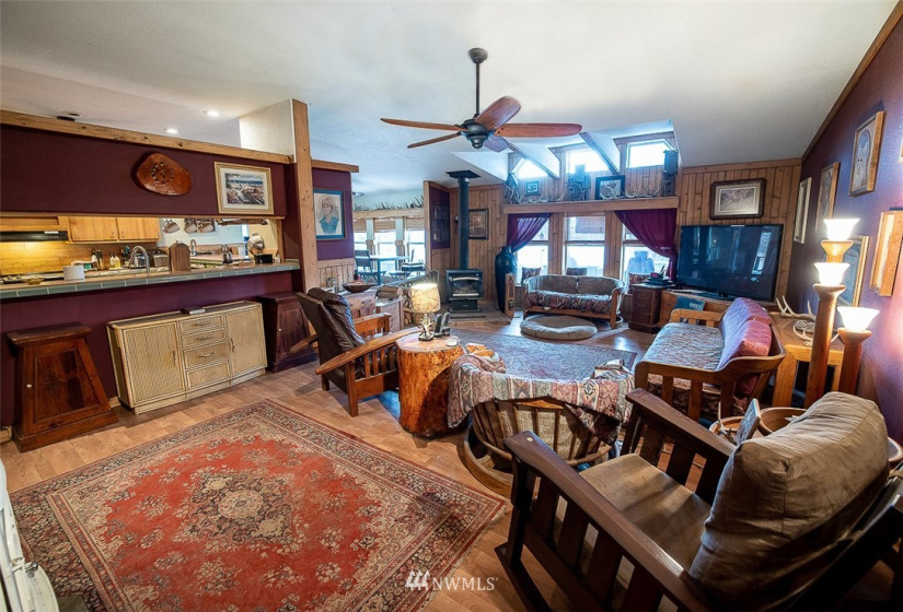 9 Canyon Spur, Oroville, Washington 98844, 4 Bedrooms Bedrooms, ,2 BathroomsBathrooms,Residential,For Sale,Canyon Spur,NWM1834103