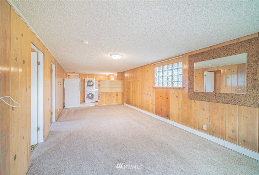 1102 Craig, Ellensburg, Washington 98926, 7 Bedrooms Bedrooms, ,3 BathroomsBathrooms,Residential,For Sale,Craig,NWM1834179