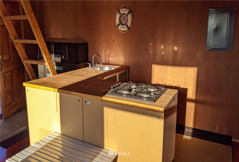 8 Tyee View Loop, Orondo, Washington 98843, 1 Bedroom Bedrooms, ,Residential,For Sale,Tyee View Loop,NWM1831963