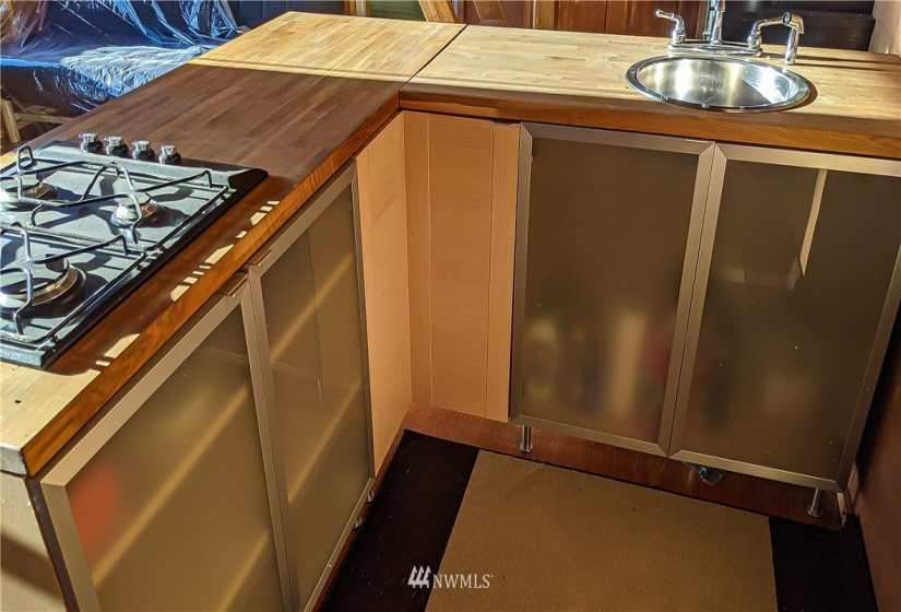 8 Tyee View Loop, Orondo, Washington 98843, 1 Bedroom Bedrooms, ,Residential,For Sale,Tyee View Loop,NWM1831963