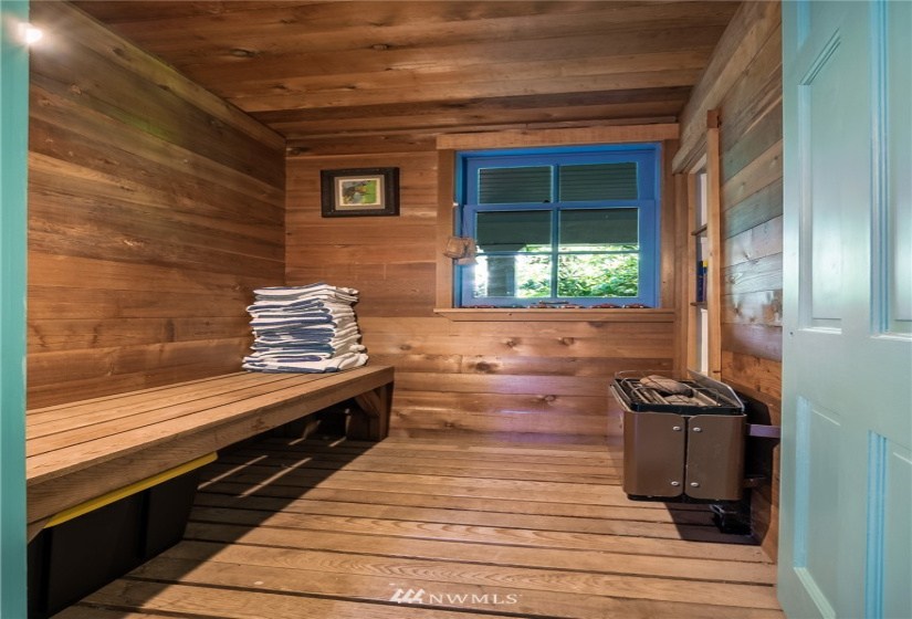 8017 Thorne, Lakewood, Washington 98498, 6 Bedrooms Bedrooms, ,3 BathroomsBathrooms,Residential,For Sale,Thorne,NWM1829555