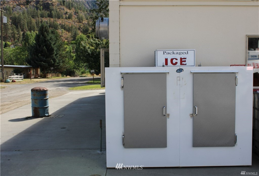 18 Palmer, Loomis, Washington 98827, ,Commercial Sale,For Sale,Palmer,NWM1834327