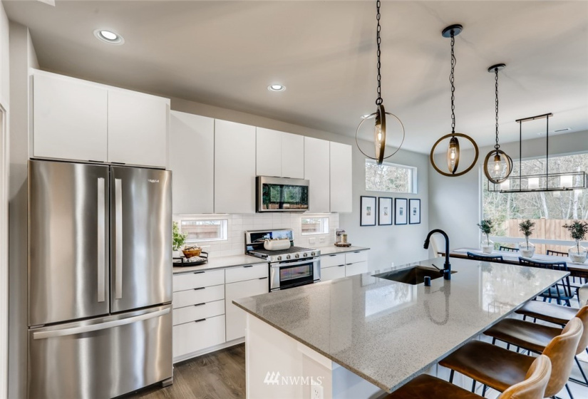 22548 70th, Mountlake Terrace, Washington 98043, 3 Bedrooms Bedrooms, ,2 BathroomsBathrooms,Residential,For Sale,Creekside Meadows,70th,NWM1834412