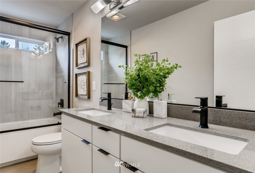 22548 70th, Mountlake Terrace, Washington 98043, 3 Bedrooms Bedrooms, ,2 BathroomsBathrooms,Residential,For Sale,Creekside Meadows,70th,NWM1834412