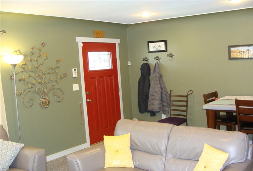 1017 Ivy, Moses Lake, Washington 98837, 4 Bedrooms Bedrooms, ,1 BathroomBathrooms,Residential,For Sale,Guffin Eccles ADD,Ivy,NWM1833624