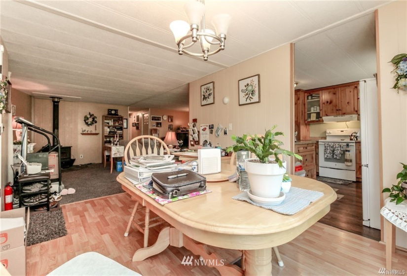 22001 106th, Kent, Washington 98031, 2 Bedrooms Bedrooms, ,2 BathroomsBathrooms,Residential,For Sale,106th,NWM1834579