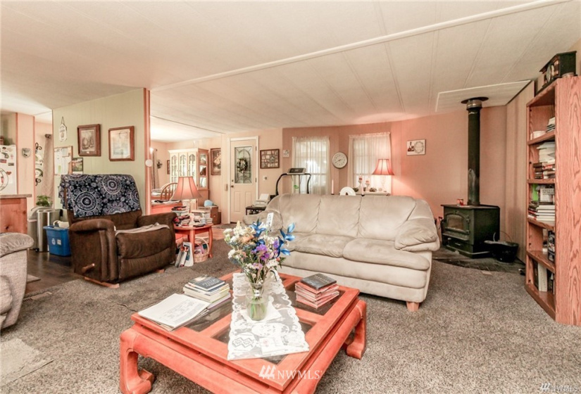 22001 106th, Kent, Washington 98031, 2 Bedrooms Bedrooms, ,2 BathroomsBathrooms,Residential,For Sale,106th,NWM1834579