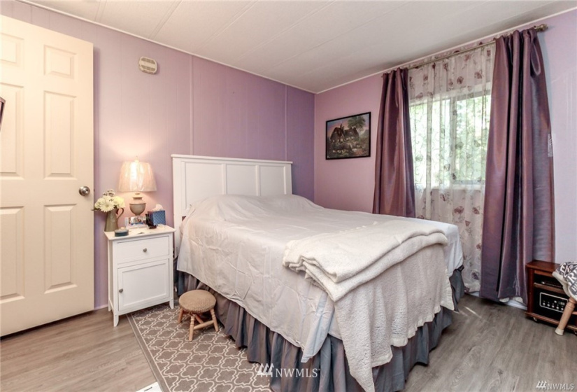 22001 106th, Kent, Washington 98031, 2 Bedrooms Bedrooms, ,2 BathroomsBathrooms,Residential,For Sale,106th,NWM1834579