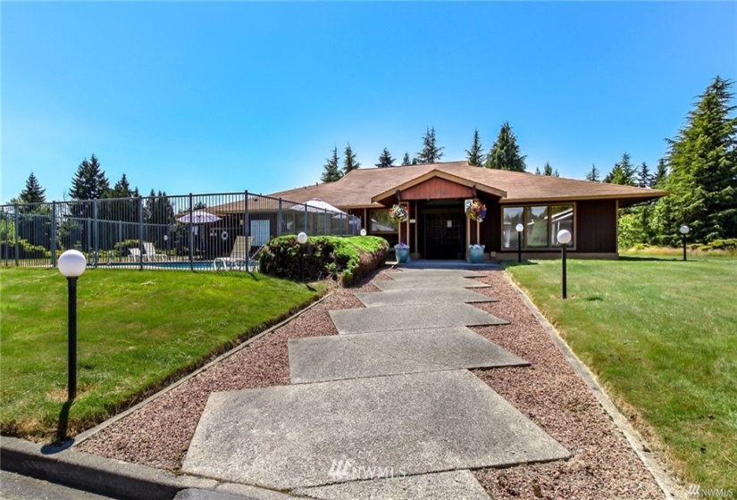 22001 106th, Kent, Washington 98031, 2 Bedrooms Bedrooms, ,2 BathroomsBathrooms,Residential,For Sale,106th,NWM1834579