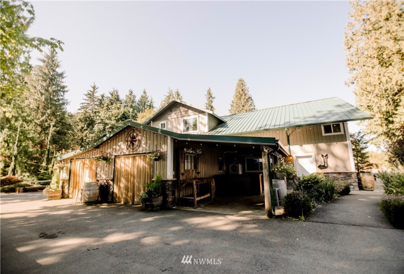 2410 Newberg, Snohomish, Washington 98290, 3 Bedrooms Bedrooms, ,4 BathroomsBathrooms,Residential,For Sale,Newberg,NWM1833930