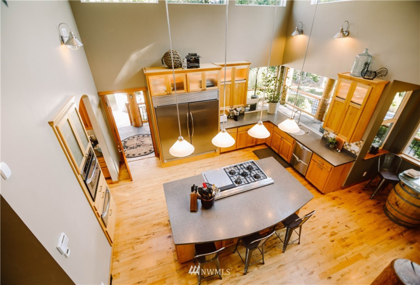 2410 Newberg, Snohomish, Washington 98290, 3 Bedrooms Bedrooms, ,4 BathroomsBathrooms,Residential,For Sale,Newberg,NWM1833930