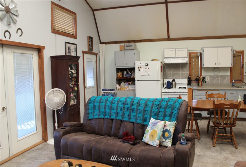 15735 Eagle Crest, Wilson Creek, Washington 98860, 2 Bedrooms Bedrooms, ,2 BathroomsBathrooms,Residential,For Sale,Eagle Crest,NWM1832241