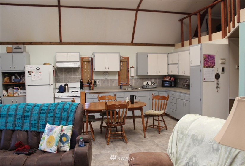 15735 Eagle Crest, Wilson Creek, Washington 98860, 2 Bedrooms Bedrooms, ,2 BathroomsBathrooms,Residential,For Sale,Eagle Crest,NWM1832241