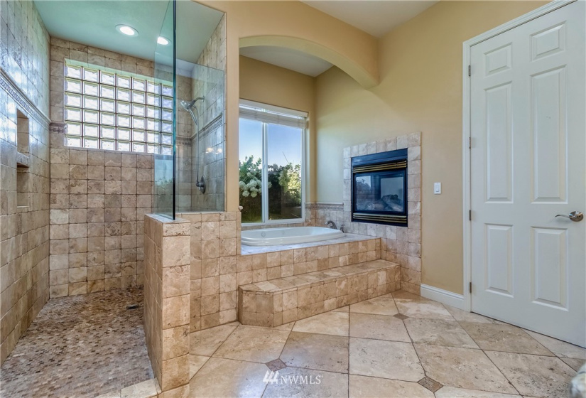 96 Winemakers Lane, Walla Walla, Washington 99362, 5 Bedrooms Bedrooms, ,3 BathroomsBathrooms,Residential,For Sale,Bella Terra,Winemakers Lane,NWM1833889