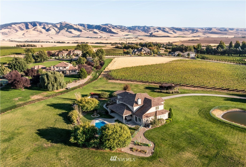 96 Winemakers Lane, Walla Walla, Washington 99362, 5 Bedrooms Bedrooms, ,3 BathroomsBathrooms,Residential,For Sale,Bella Terra,Winemakers Lane,NWM1833889