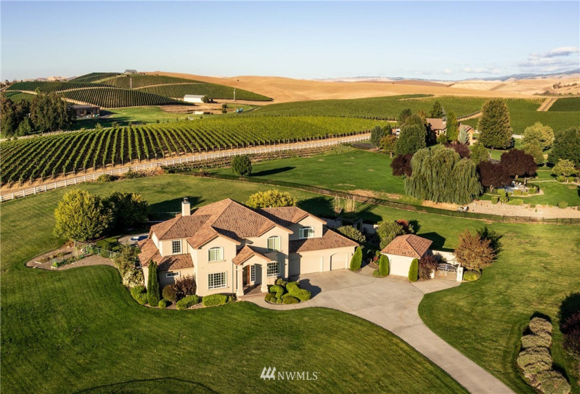 96 Winemakers Lane, Walla Walla, Washington 99362, 5 Bedrooms Bedrooms, ,3 BathroomsBathrooms,Residential,For Sale,Bella Terra,Winemakers Lane,NWM1833889