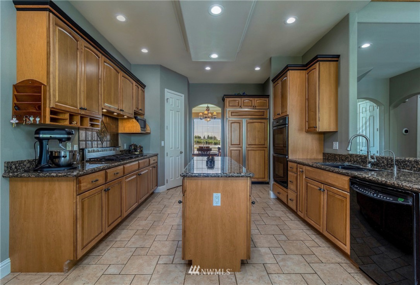 96 Winemakers Lane, Walla Walla, Washington 99362, 5 Bedrooms Bedrooms, ,3 BathroomsBathrooms,Residential,For Sale,Bella Terra,Winemakers Lane,NWM1833889