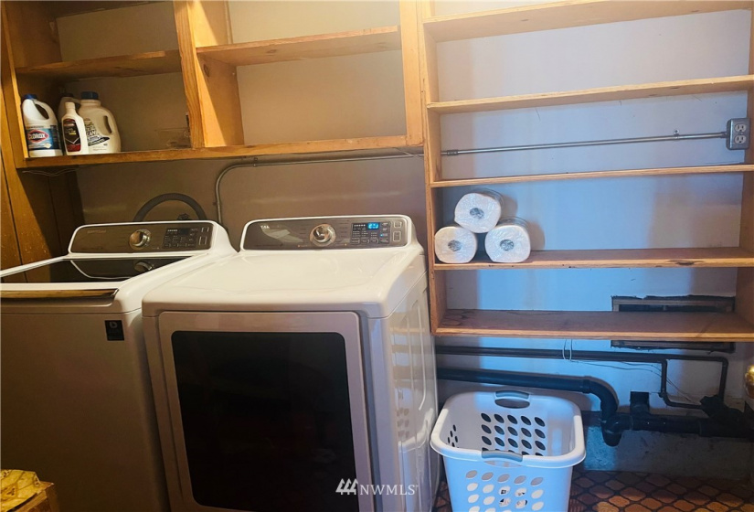 205 18th, Seaview, Washington 98631, 3 Bedrooms Bedrooms, ,1 BathroomBathrooms,Residential,For Sale,18th,NWM1834747