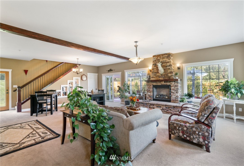 7970 icicle Road, Leavenworth, Washington 98826, 4 Bedrooms Bedrooms, ,4 BathroomsBathrooms,Residential,For Sale,icicle Road,NWM1835162