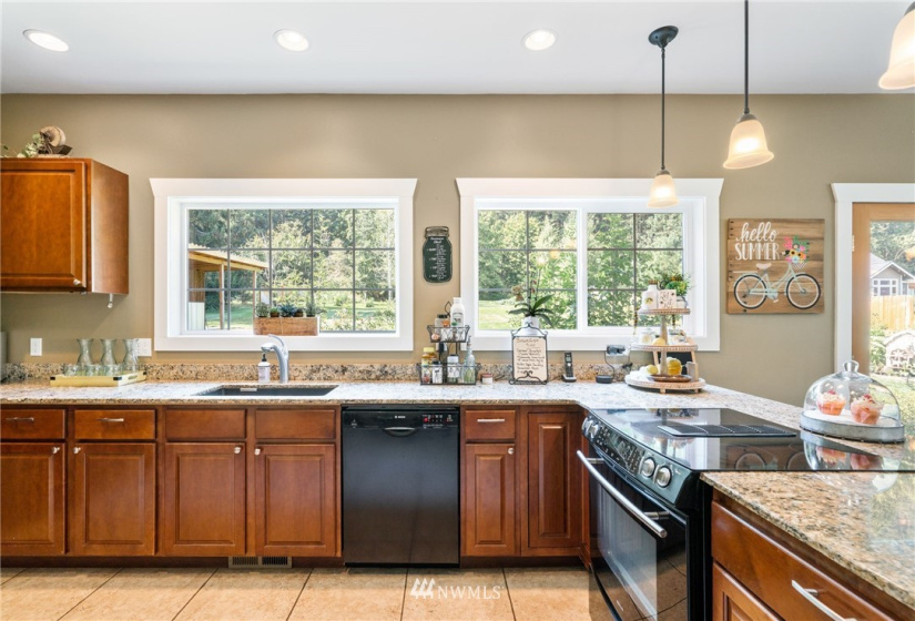 7970 icicle Road, Leavenworth, Washington 98826, 4 Bedrooms Bedrooms, ,4 BathroomsBathrooms,Residential,For Sale,icicle Road,NWM1835162
