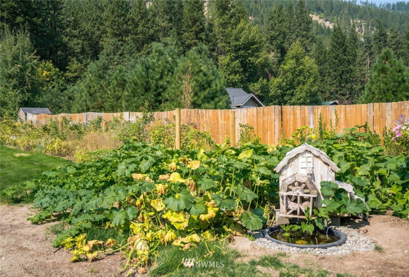 7970 icicle Road, Leavenworth, Washington 98826, 4 Bedrooms Bedrooms, ,4 BathroomsBathrooms,Residential,For Sale,icicle Road,NWM1835162