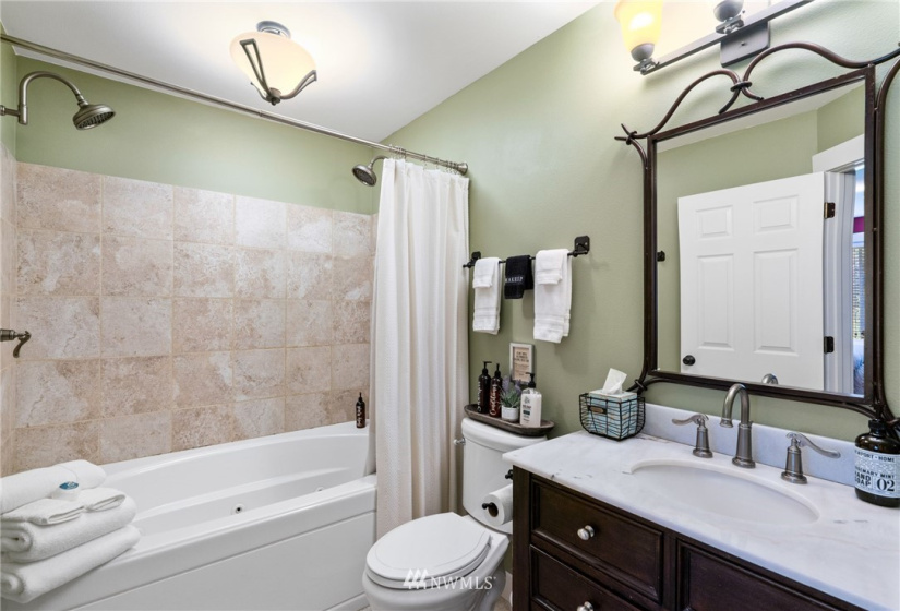 7970 icicle Road, Leavenworth, Washington 98826, 4 Bedrooms Bedrooms, ,4 BathroomsBathrooms,Residential,For Sale,icicle Road,NWM1835162