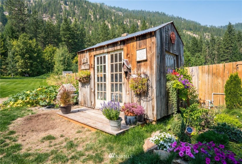 7970 icicle Road, Leavenworth, Washington 98826, 4 Bedrooms Bedrooms, ,4 BathroomsBathrooms,Residential,For Sale,icicle Road,NWM1835162